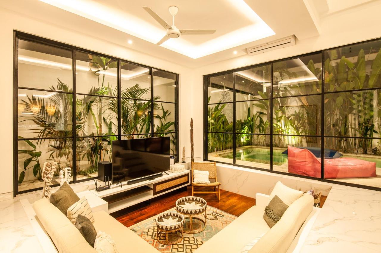 Luxury Villa Devina I Seminyak I Yoga & Gym Екстериор снимка